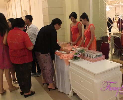 Dekorasi Pernikahan Elegan 2 04