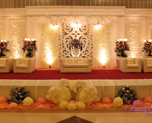 Dekorasi Pernikahan Elegan 2 14