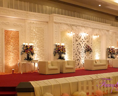 Dekorasi Pernikahan Elegan 2 16