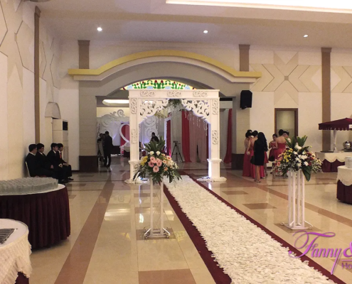 Dekorasi Pernikahan Elegan 3 05