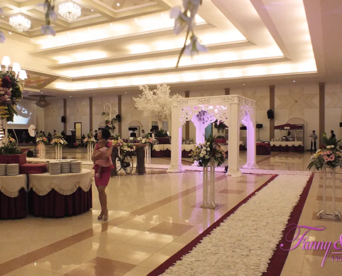 Dekorasi Pernikahan Elegan 3 06