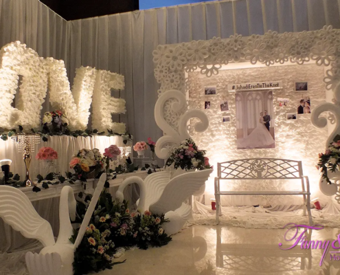 Dekorasi Pernikahan Elegan 4 01