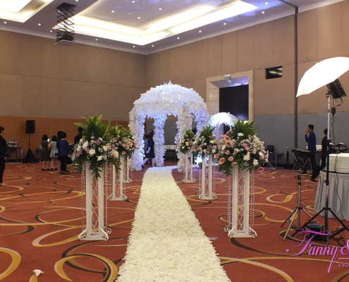 Dekorasi Pernikahan Elegan 4 09