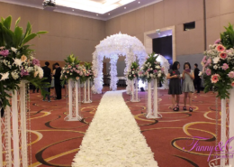 Dekorasi Pernikahan Elegan 4 11