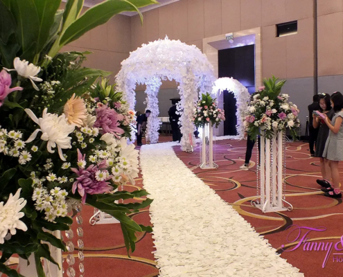 Dekorasi Pernikahan Elegan 4 12