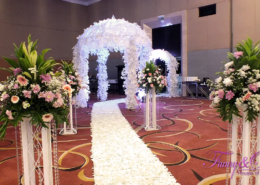 Dekorasi Pernikahan Elegan 4 13