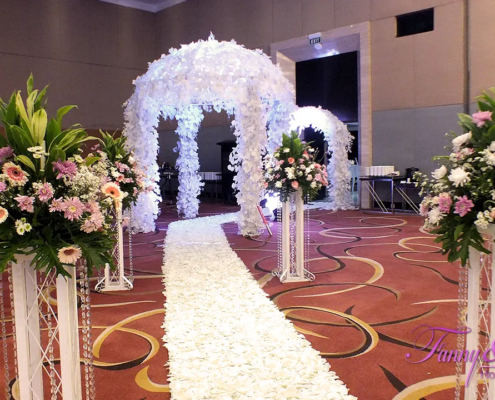 Dekorasi Pernikahan Elegan 4 13