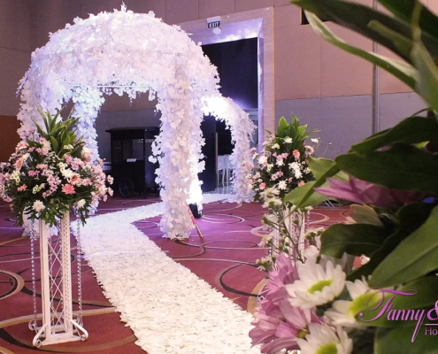 Dekorasi Pernikahan Elegan 4 14