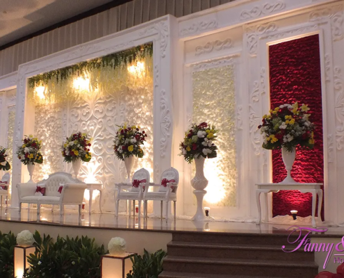 Dekorasi Pernikahan Elegan 5 13