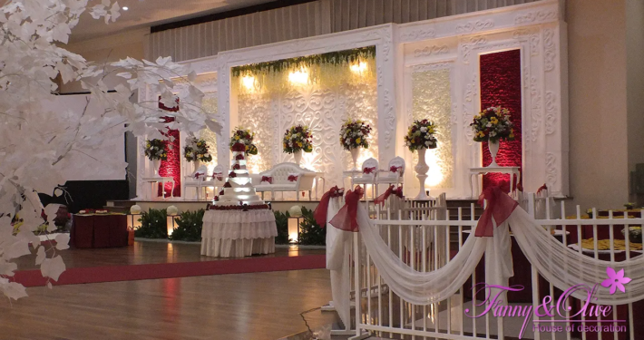 Dekorasi Pernikahan Elegan 5 14