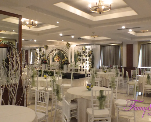 Dekorasi Pernikahan Simpel 06