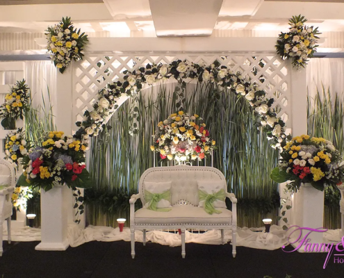 Dekorasi Pernikahan Simpel 12