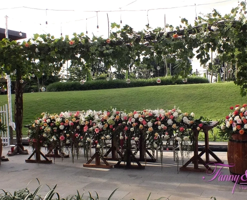 Dekorasi Tema Rustic 15