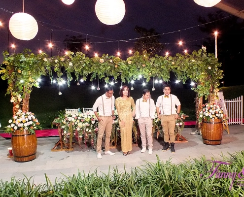 Dekorasi Tema Rustic 26